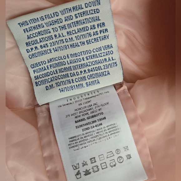 Moncler Pink vintage Puffer Jacket with Fur Hood - Picture 7 of 14